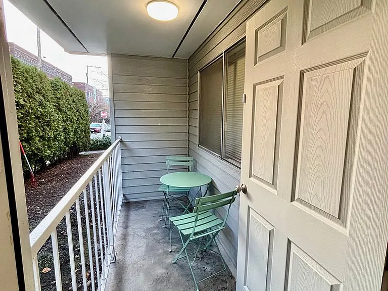 Kelly Anne Apartments — Photo 55