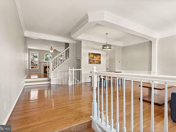 4th image of 6102 Manchester Park Cir