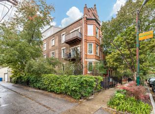 1712 N Wood St APT 2W, Chicago, IL 60622