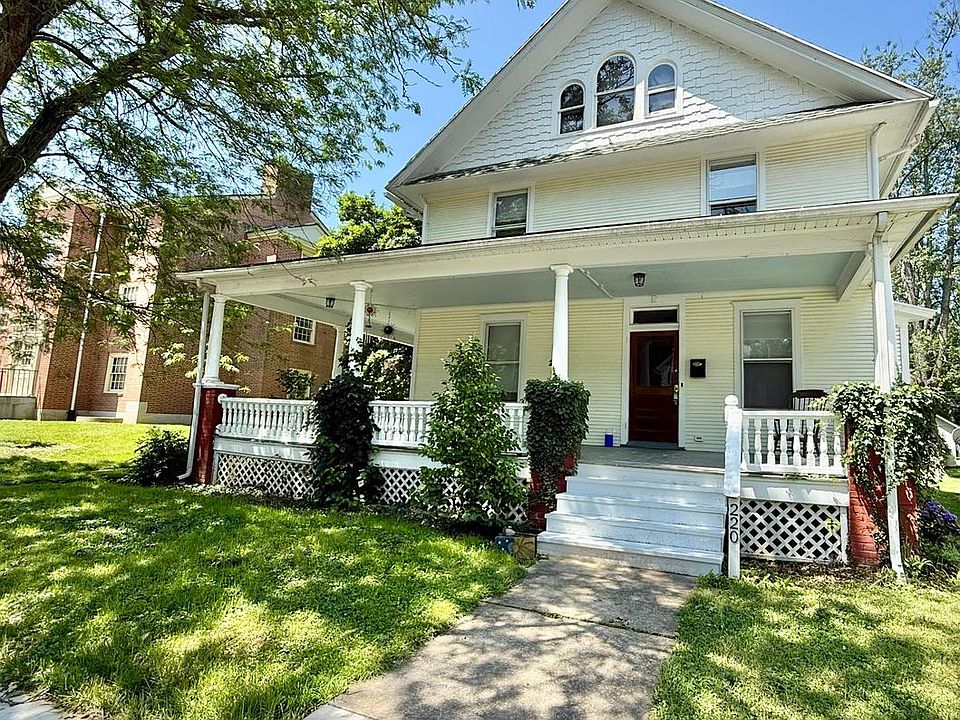 1st image of 220 N Bradford St