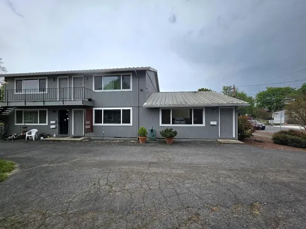 256 E Powell St #1, Monmouth, OR 97361