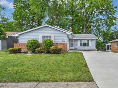 3226 Woodlawn Dr, Parma, OH, 44134