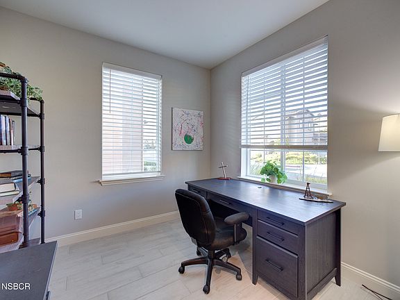 3rd image of 5655 Gazania Ct
