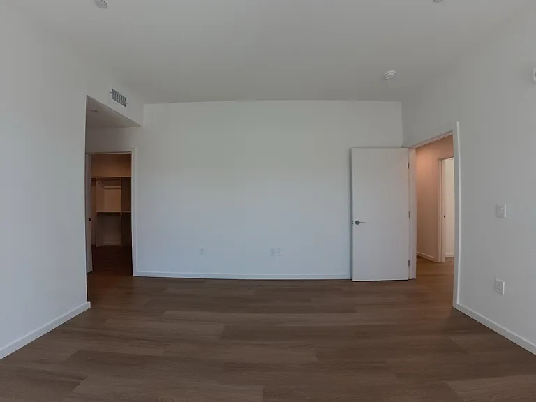 5119 Colfax Ave #203 — Photo 25
