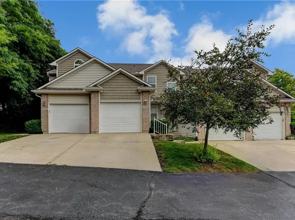 3524 NE Austin Dr, Lees Summit, MO 64064