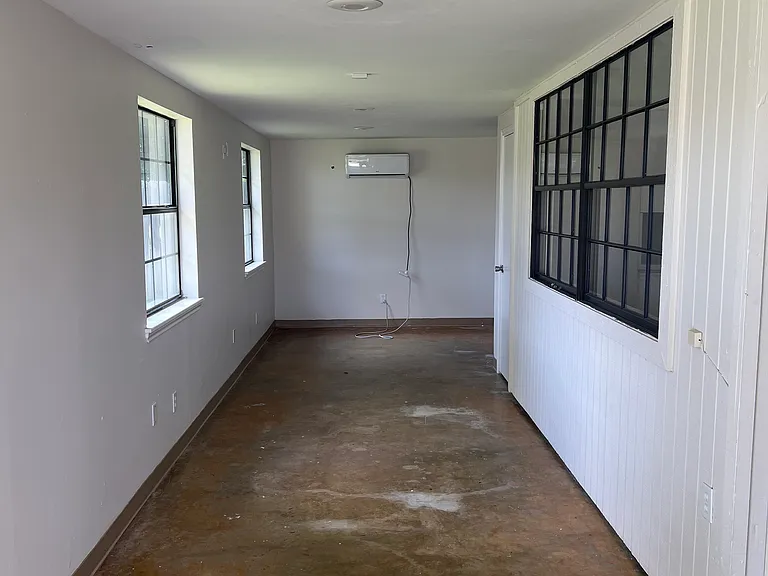 3313 Kiwi St — Photo 17