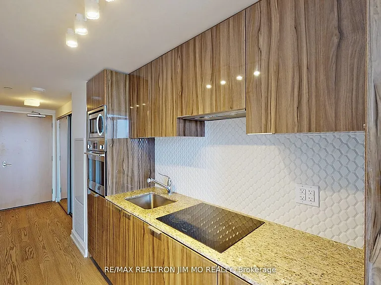 11 Wellesley St W #5510 — Photo 22