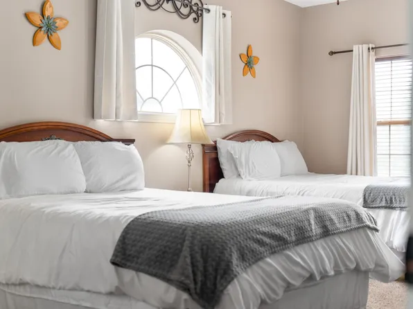 1069 Golf Dr #6, Branson West, MO 65737