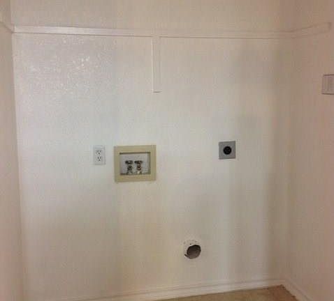 5th image of 708 Elm Falls Pl