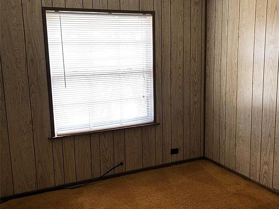 5th image of 218 Dyess Farms Ln