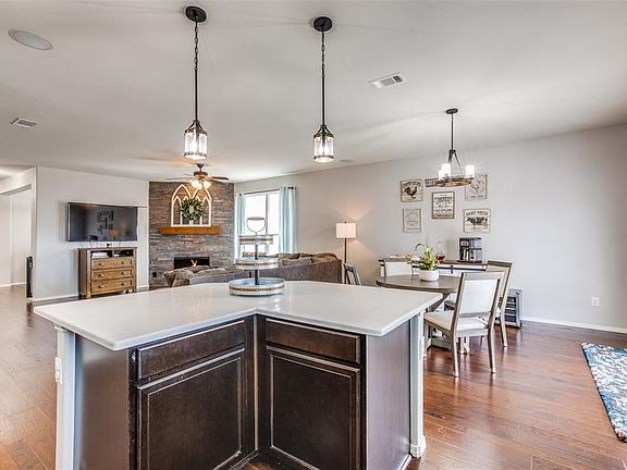 4th image of 409 San Lucas Dr