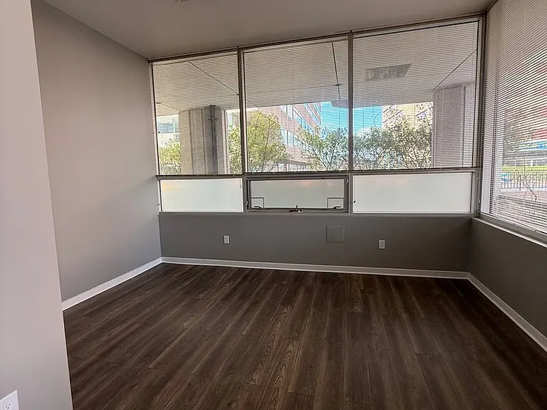 Spectra Boutique Apartments — Photo 22