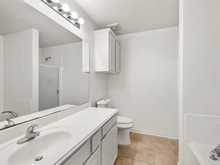 3211 Falcon Trail Dr — Photo 24