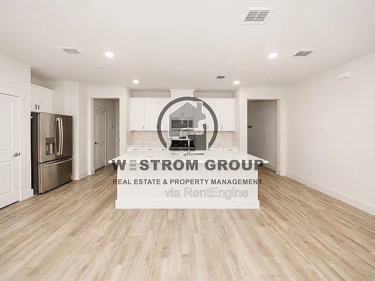 8816 Enclave Way — Photo 11