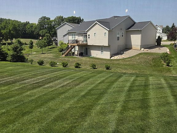 3rd image of 6736 Windsor Ridge Ct