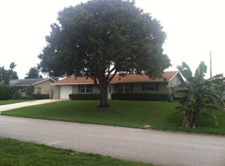 3650 Dorrit Ave, Boynton Beach, FL 33436