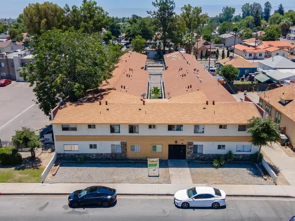 1905 California Ave, Bakersfield, CA 93304
