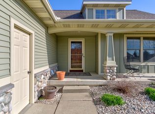 4330 Saddlehorn Dr, Hudsonville, MI 49426