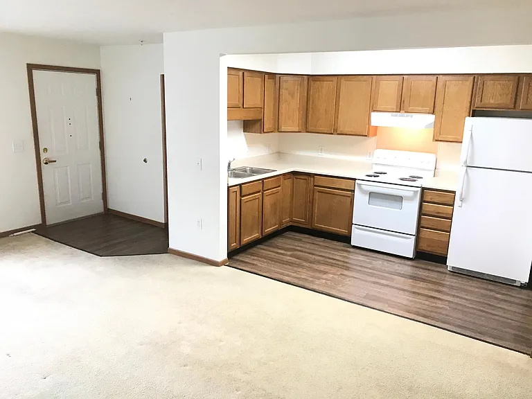 101 Spring St #2C — Photo 5