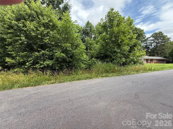 3024 Downing St #18A, Shelby, NC 28152