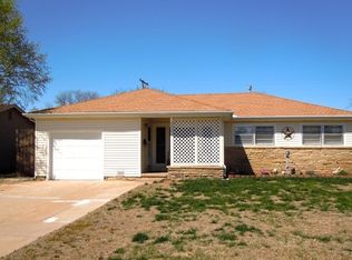 2602 W Columbine Ln, Wichita, KS 67204