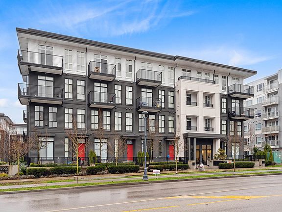 2nd image of 13933 Boulevard 210 #105