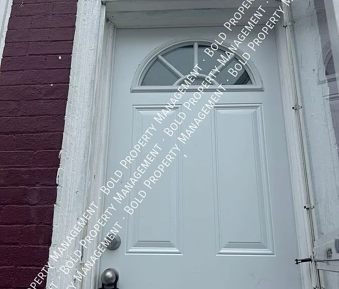 1316 Kenny St — Photo 10