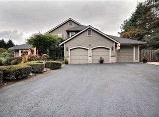 21120 SE 135th St, Issaquah, WA 98027
