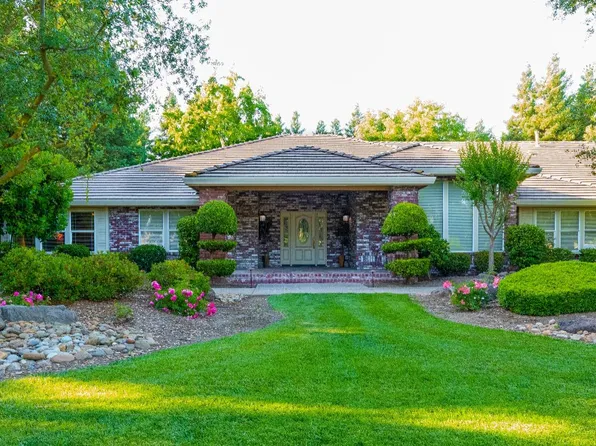 5285 Tudor Rose Gln, Stockton, CA 95212
