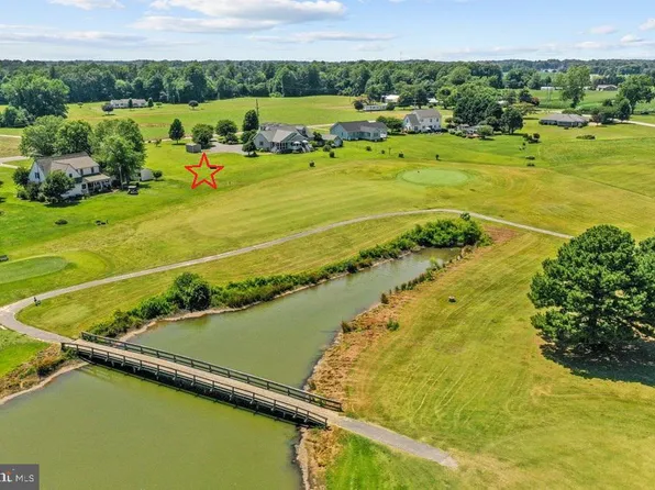 5 Ridge Rd, Callao, VA 22435