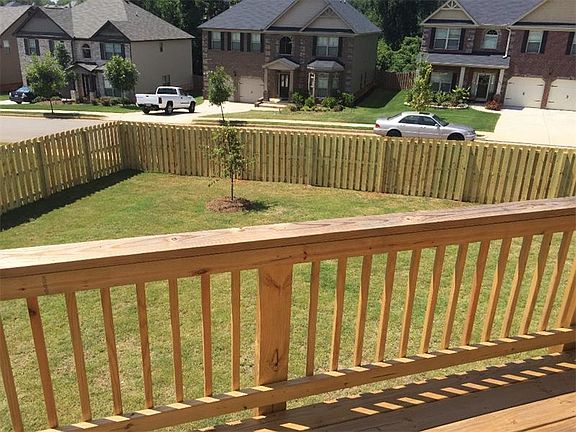 4th image of 522 Camano Way