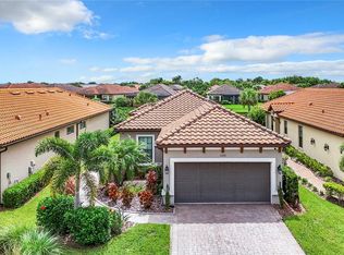 10122 Highland Park Pl, Palmetto, FL 34221