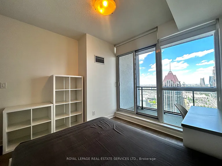 4070 Confederation Pkwy #2909 — Photo 23