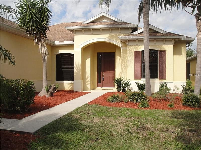 1st image of 24428 Lakeview Pl