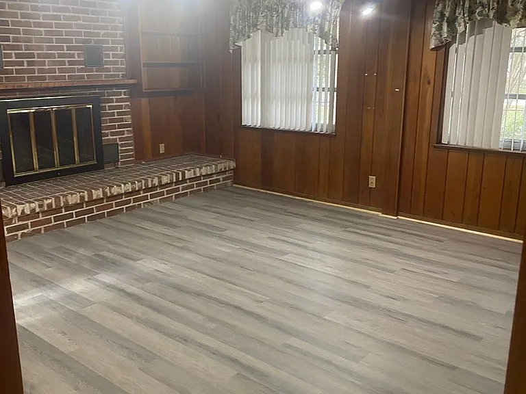 2328 Caladium Rd — Photo 3