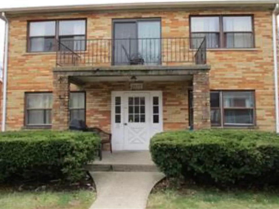 1st image of 2649 Westbrook Dr #1