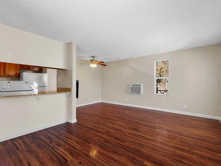 720 Lander Street — Photo 17