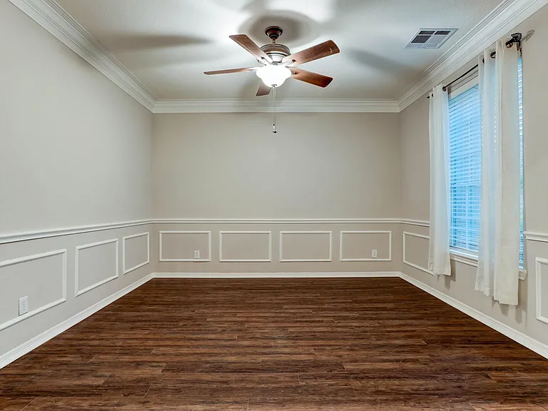 1214 Peregrine Dr — Photo 7