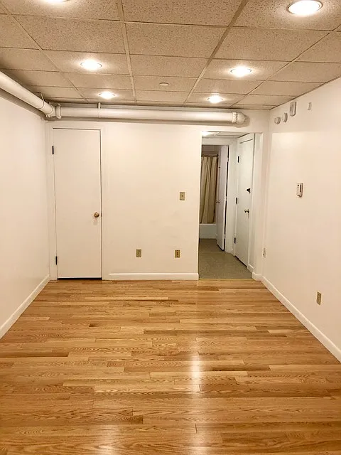 Studio, $2,095 — Photo 1