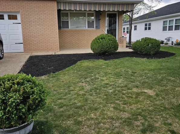 7 Saint Eustatius Street, Toms River, NJ 08757