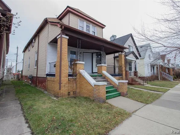 2639 Yemans St, Hamtramck, MI 48212