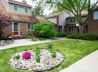 916 Montevideo Dr UNIT C, Lansing, MI 48917