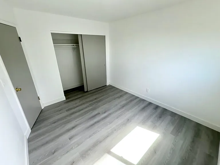 1546 Brighton Ave #C — Photo 17