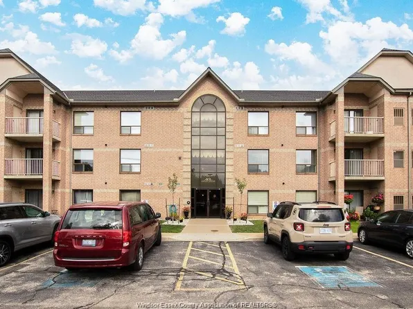 401 Grand Marais Rd W, Windsor, ON