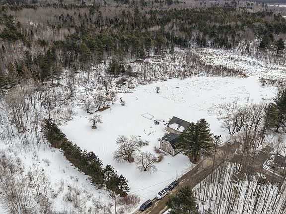 5th image of 30 Lewis Road