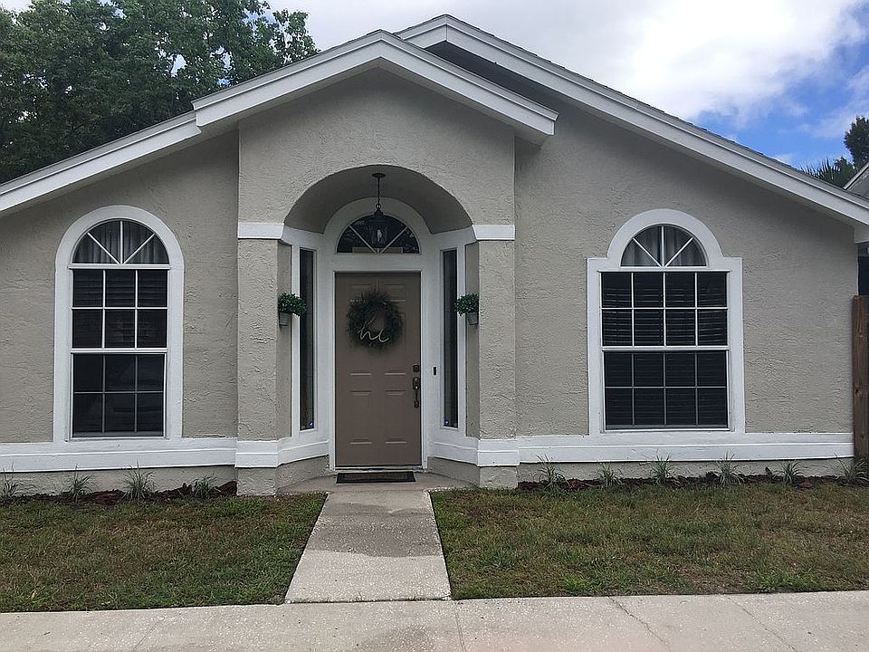 1st image of 300 Sunvista Ct