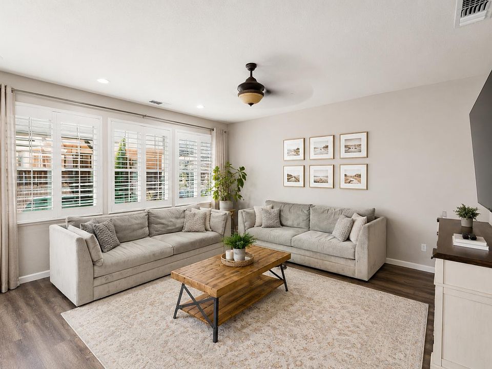 1st image of 1245 Dartmouth Circle