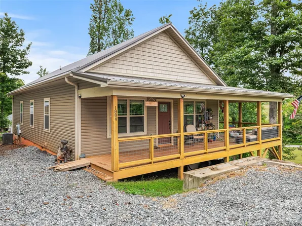 1884 Bear Creek Rd, Leicester, NC 28748