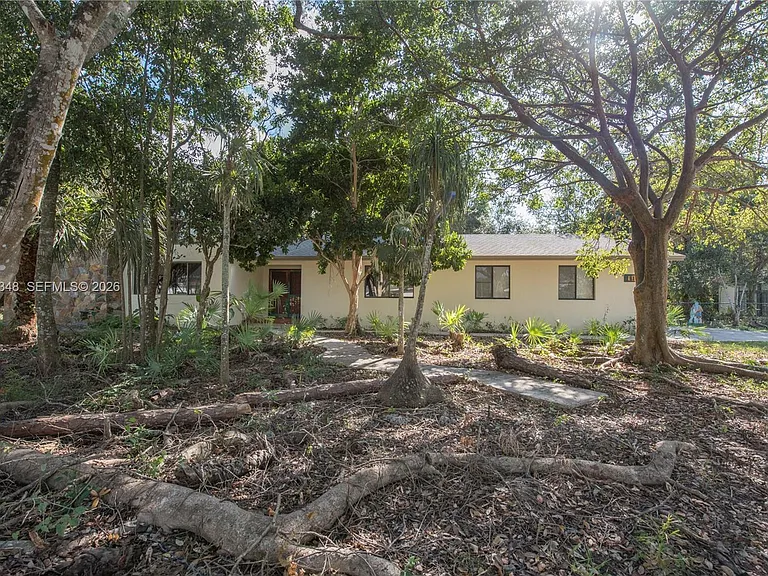 31020 SW 193rd Ave — Photo 2