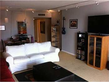 2nd image of 2801 NE 183rd St APT 1615